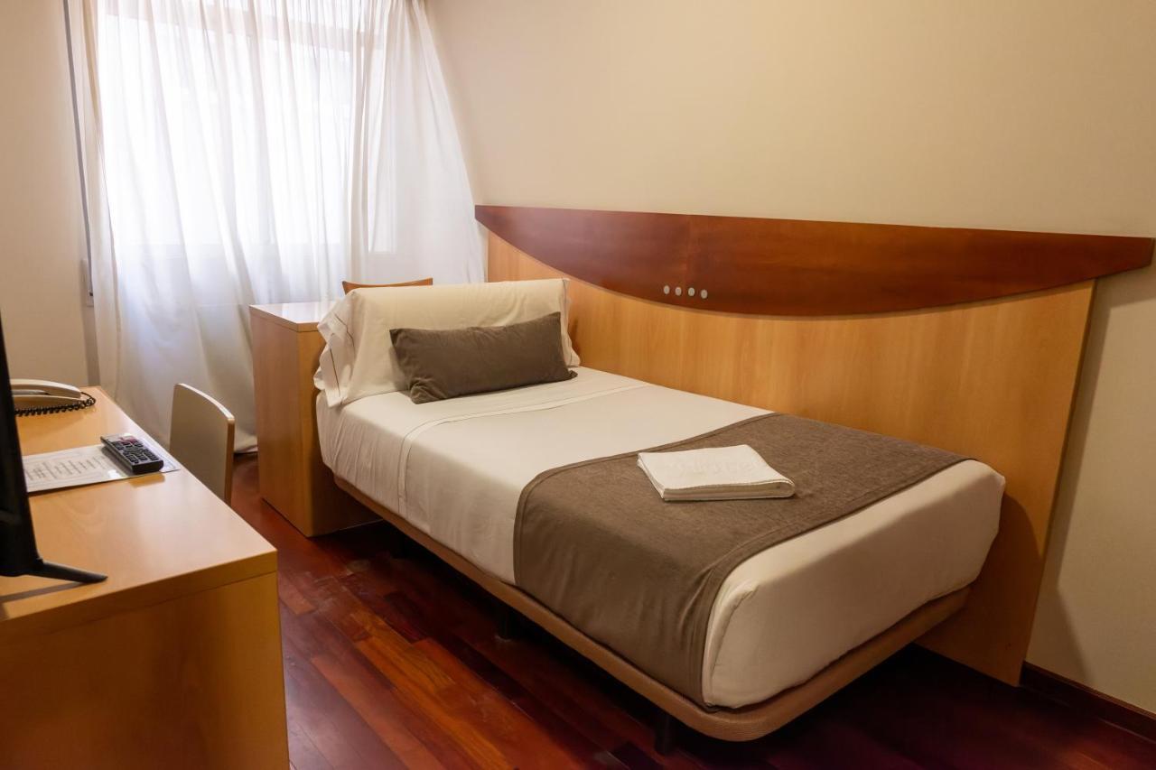Real Ferrol Hotel Buitenkant foto