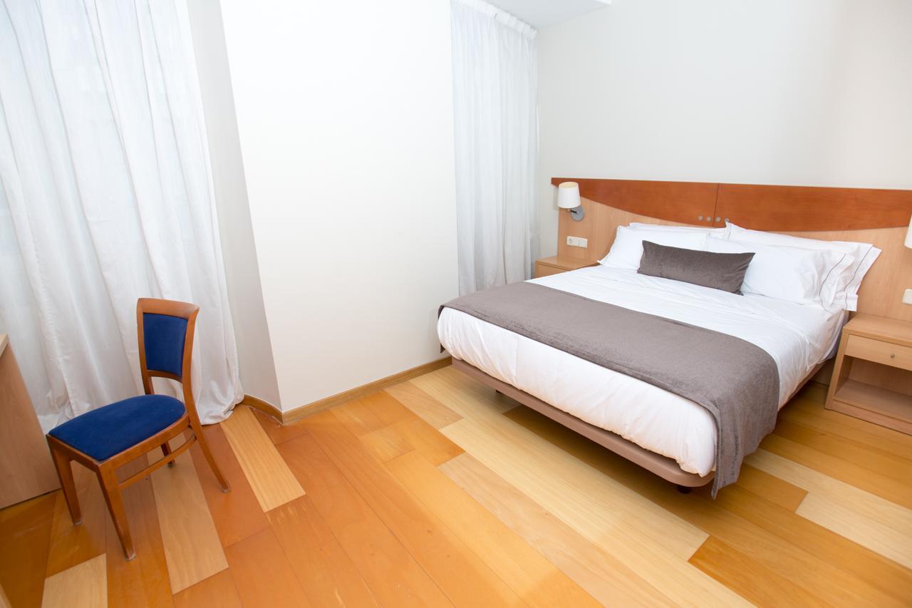 Real Ferrol Hotel Buitenkant foto