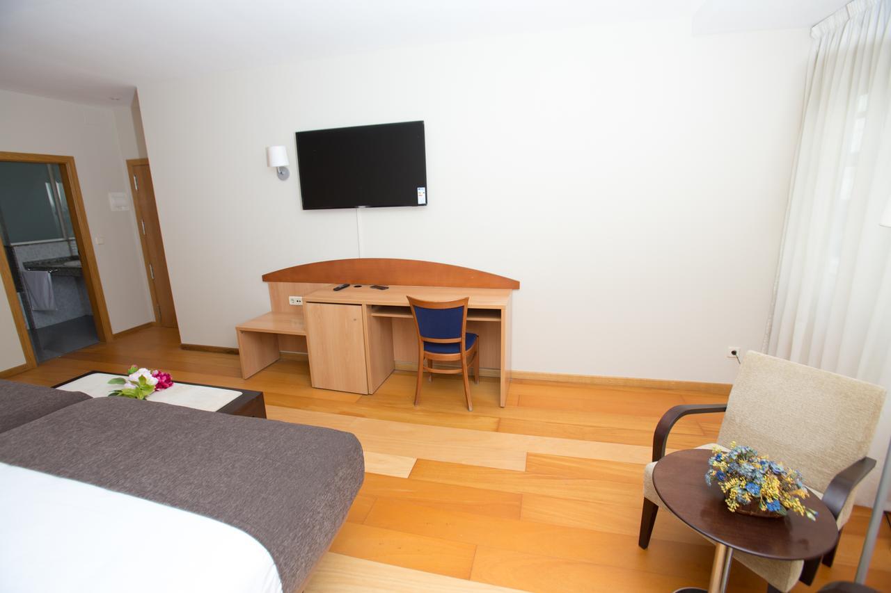 Real Ferrol Hotel Buitenkant foto